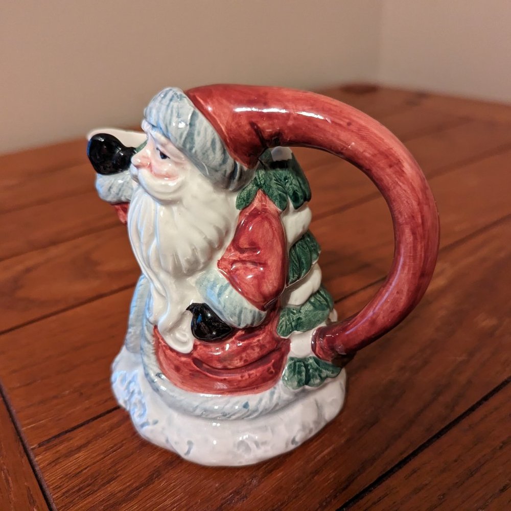 Omnibus Exquisite Ceramic 5-in Santa Claus Holiday Creamer Stocking Cap Handle